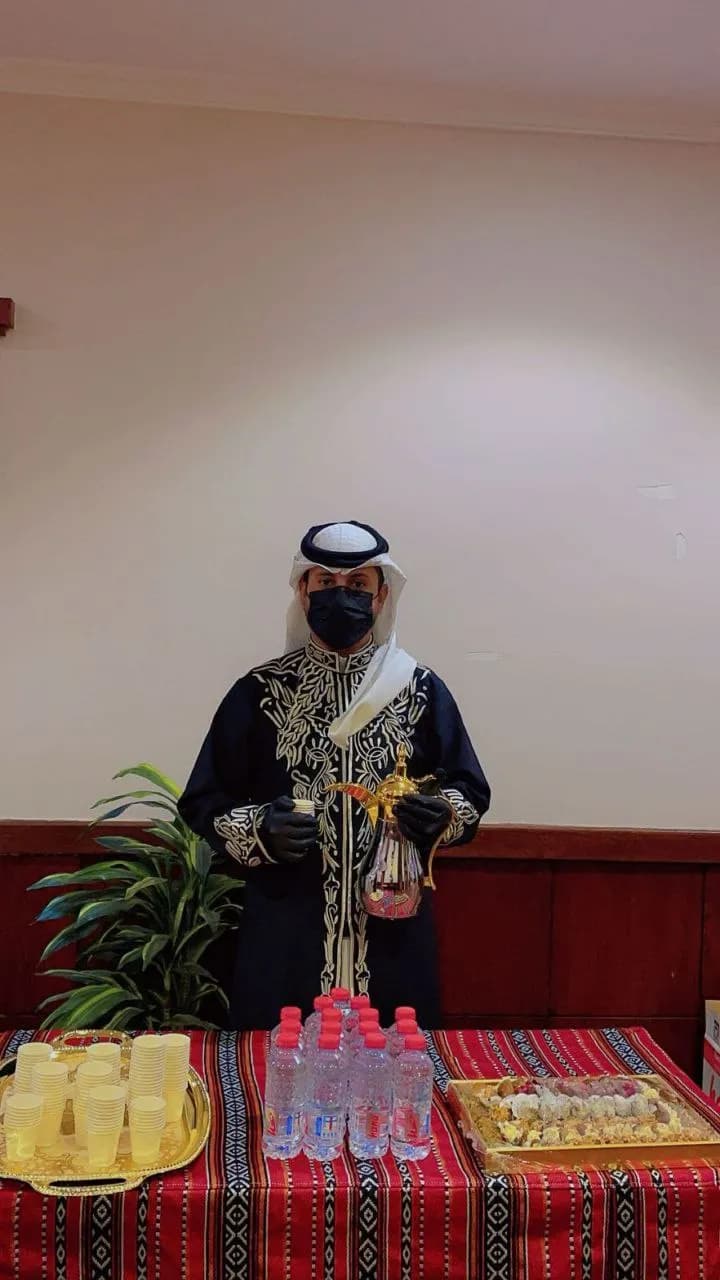 من أعمال قهوجيين ومباشرين في الطائف — كيف الضيافة (2)